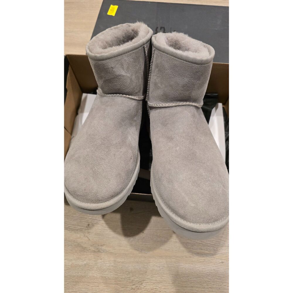 UGG Classic Mini Suede Sheepskin Boots Grey Mens Size 9/ Women's size 10.5 NIB - Picture 3 of 7